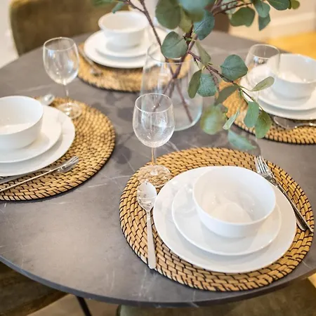 公寓 Quality 2 Bedroom Serviced 72m2 -vp2a- *