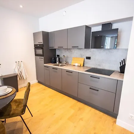 Quality 2 Bedroom Serviced 72m2 -vp2a- 鹿特丹